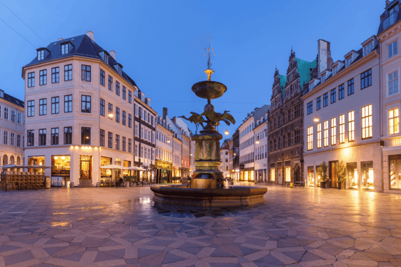 Copenhagen: Highlights App Guided Tour With Puzzles - Good To Know