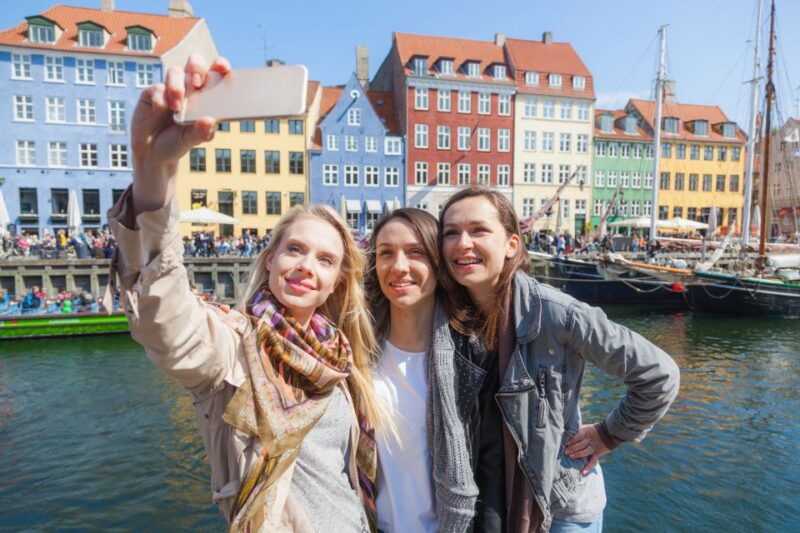 Copenhagen: Highlights & Secrets Private Walking Tour - Itinerary Details