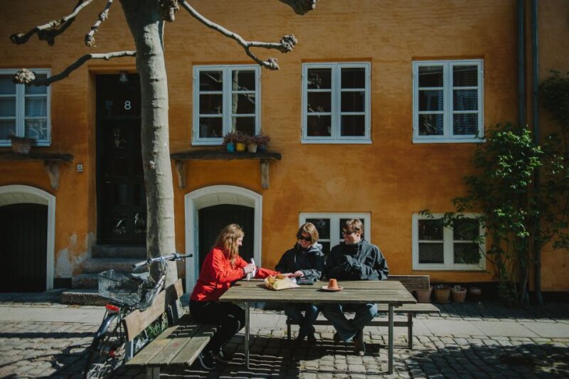 Copenhagen: Hygge and Happiness Culture Walking Tour - Experience Description