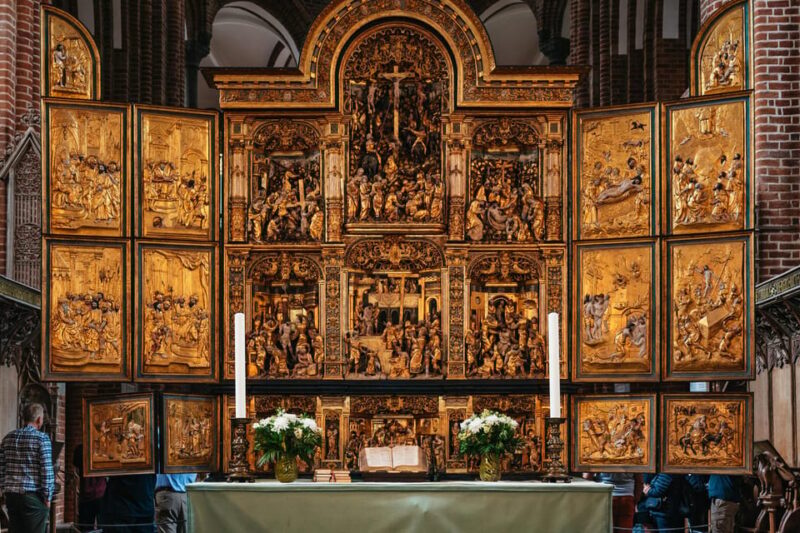 Copenhagen: Kronborg, Frederiksborg Castle and Roskilde Tour - Viking Ship Museum