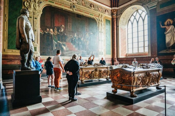 Copenhagen: Kronborg, Frederiksborg Castle and Roskilde Tour - Kronborg Castle