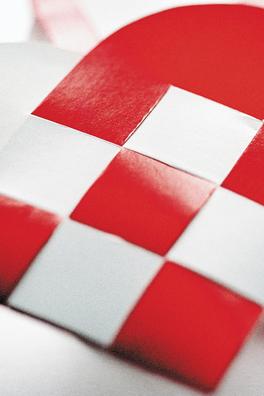 Copenhagen: Paper Hearts Weaving Activity - Experience Highlights