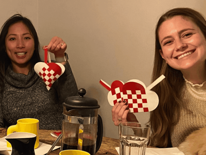 Copenhagen: Paper Hearts Weaving Activity - Pricing and Duration