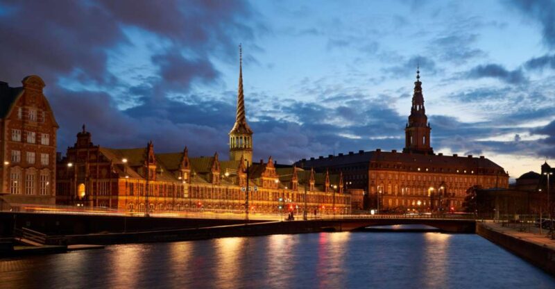 Copenhagen: Private 3-Hour City Of Lights Photography Tour - Good To Know