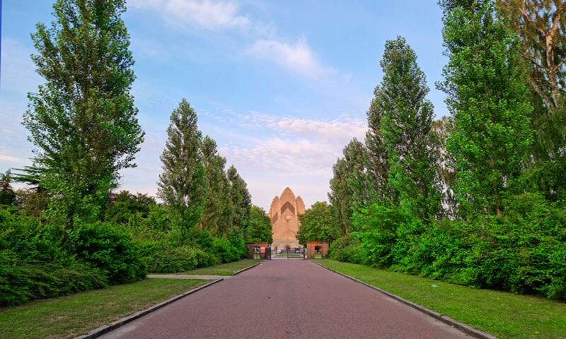 Copenhagen: Private City E-Bike History & Nature Tour - Experiencing the Tour