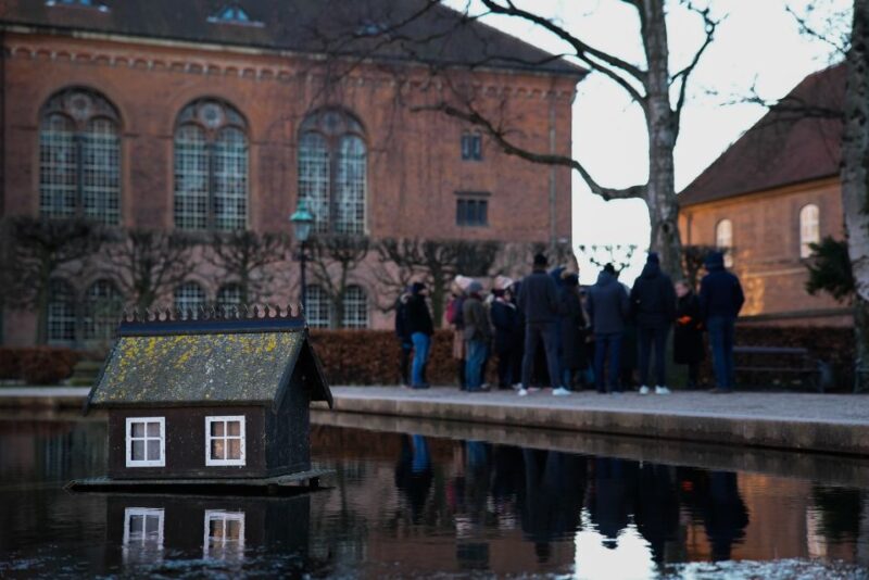 Copenhagen: Private Guided Tour - 90 Minutes - Hidden Gems - Meeting Point and Logistics