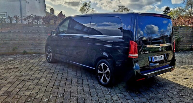 Copenhagen: Private Transfer Airport To/From Cruise Port - Driver Qualifications and Pickup Locations
