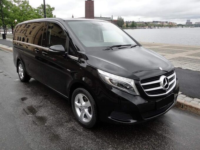 Copenhagen: Private Transfer To/From Airport and City - Frequently Asked Questions