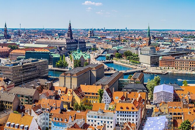 Copenhagen Private Walking Tour - Discovering Nyhavn