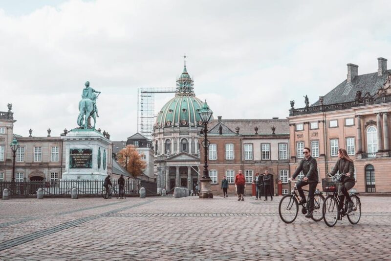 Copenhagen: Public 2-Hour Guided Walking Tour in French - Cancellation Policy