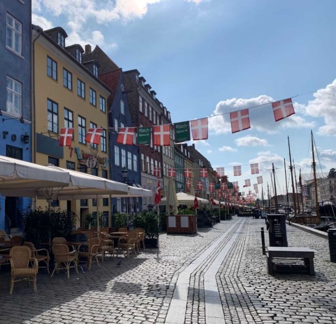 Copenhagen: Royal History Self-Guided Walking Tour - Experience Highlights