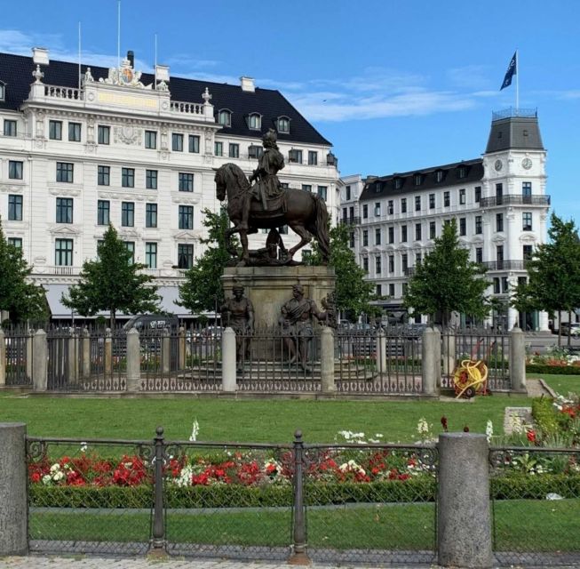 Copenhagen: Royal History Self-Guided Walking Tour - Historical Narratives