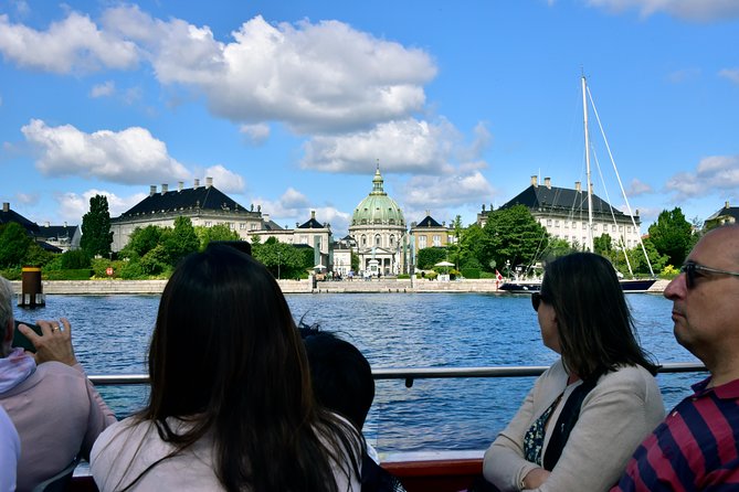Copenhagen Sightseeing Classic Canal Tour With Live Guide - Group Size and Transportation