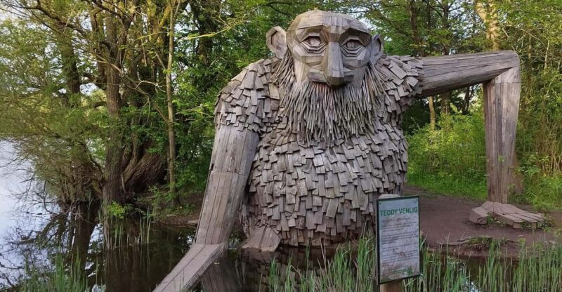 Copenhagen: Six Forgotten Giant Sculptures Tour by Bus - Itinerary
