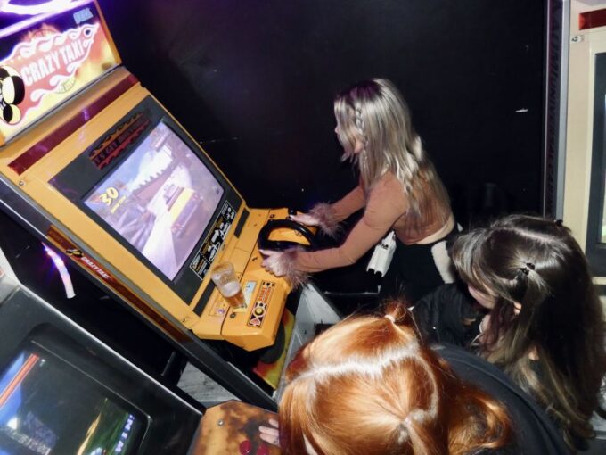 Copenhagen: Social Nightlife Pub Crawl With Shots & Games - Drag Entertainment