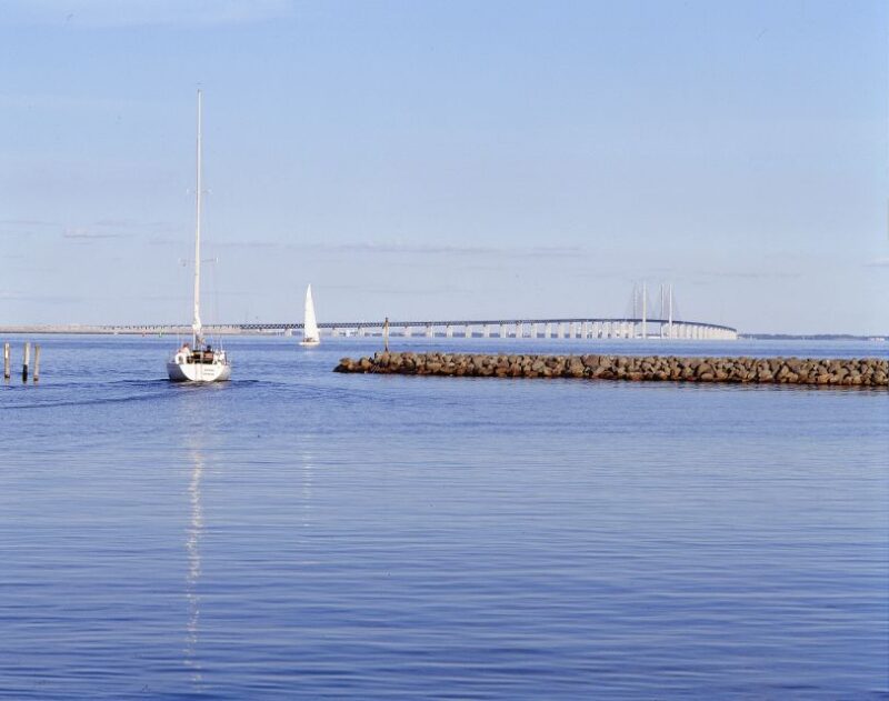 Copenhagen: Tour Across the Øresund Bridge to Lund and Malmö - Good To Know