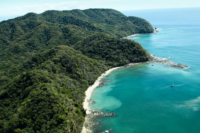 Corcovado Deluxe & Arenal Volcano Expedition 8D/7N Vacation Package - Arrival and Pickup