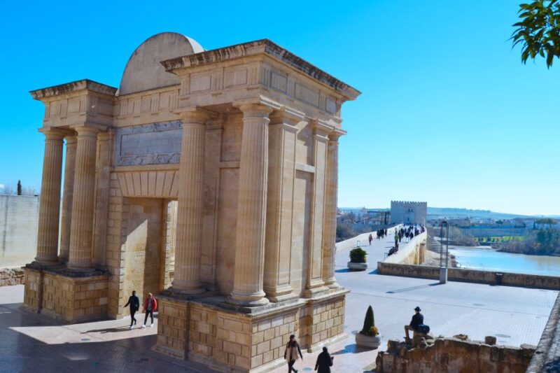 Cordoba: 2.5-Hour Guided Jewish Quarter and Alcazar Tour - Key Points