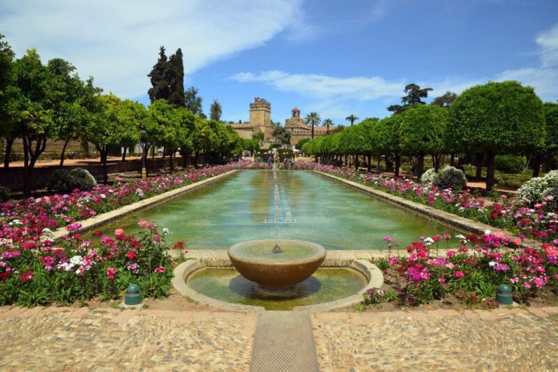 Cordoba: Alcazar Guided Tour and Skip-the-Line Ticket - Meeting Point