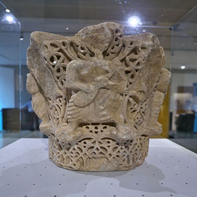 Cordoba: Archaeological Museum Entry Ticket With Guided Tour - Guided Tour Experience