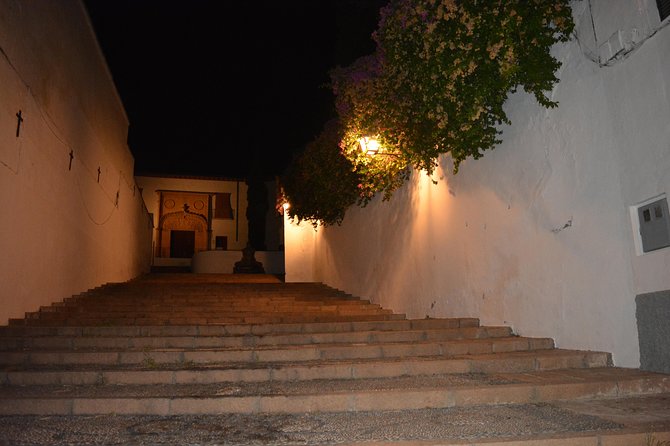 Cordoba by Night Customs & Traditions Private Tour - Exploring Cordoba by Night