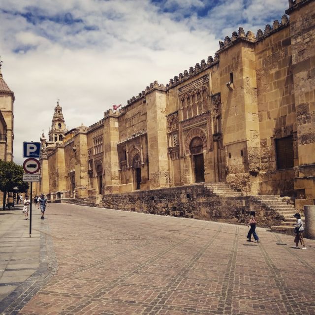 Córdoba Daily Highlights Bike Tour - Tour Duration and Price