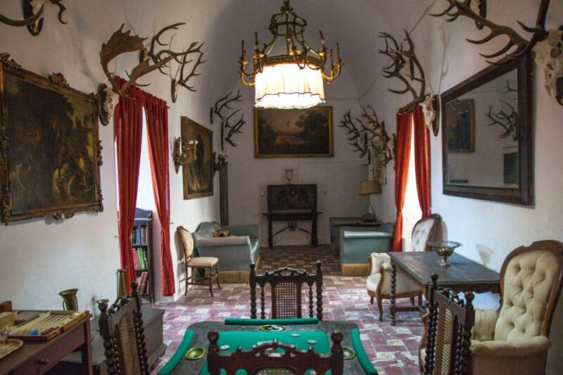 Córdoba: Ducal Castle Guided Walking Tour - Castle History