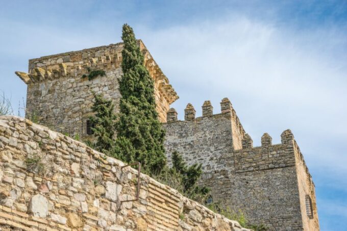 Córdoba: Ducal Castle Guided Walking Tour - Recap