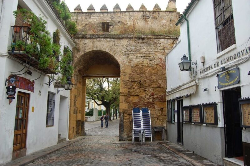Cordoba: Electric Bike Tour - Reserve and Pay