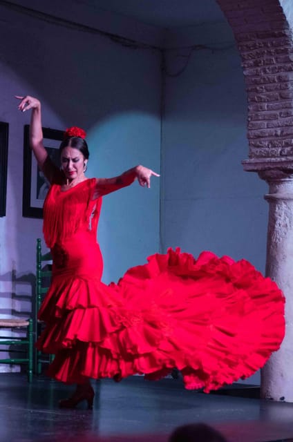 Córdoba: Flamenco Show Ticket With Drinks - Availability and Booking