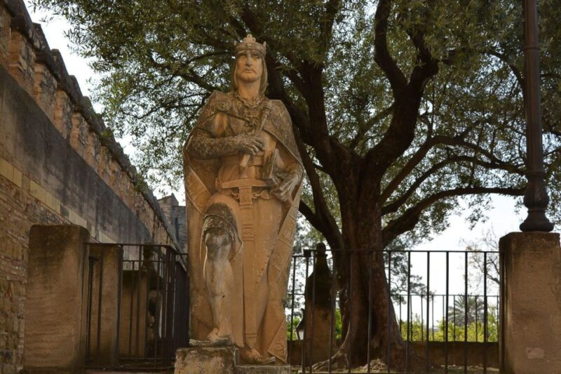 Cordóba: Gardens & Fortress of Catholic Monarchs Guided Tour - Visitor Information