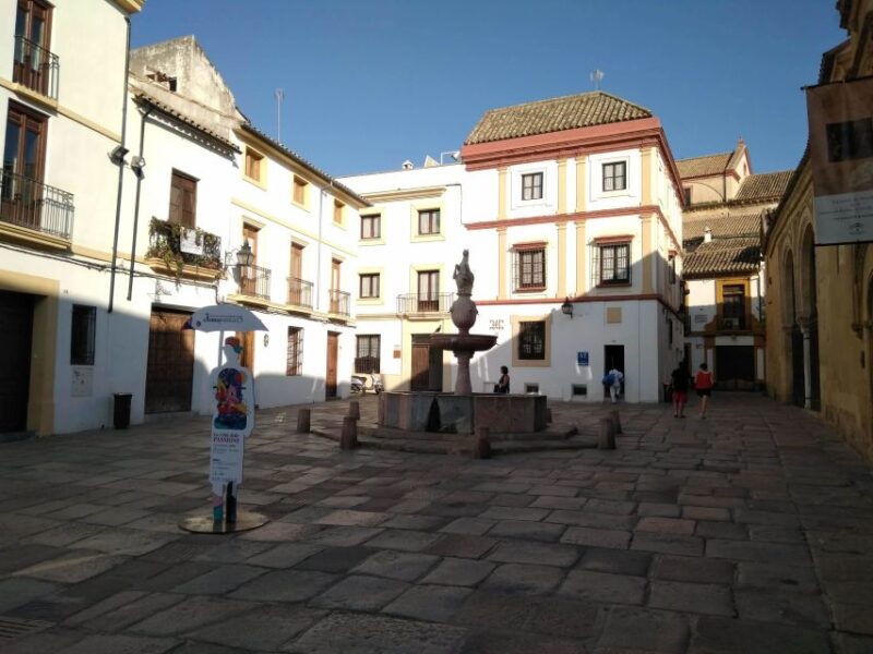 Córdoba Highlights Walking Tour - Key Points