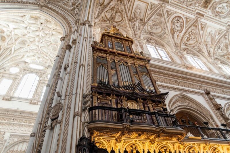 Cordoba: Jewish Quarter and Mosque-Cathedral Guided Tour - Key Points