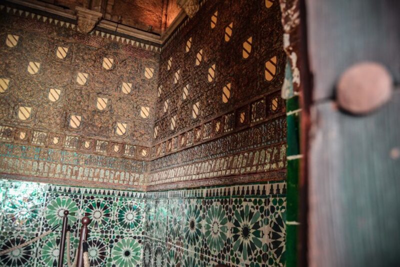 Córdoba: Jewish Quarter, Synagogue, Mosque, and Alcázar Tour - Important Information