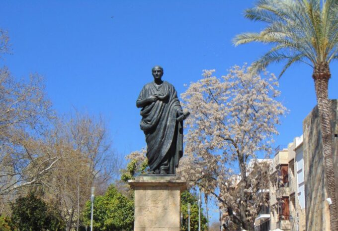 Cordoba: Jewish Quarter Walking Tour - Exploring Cordobas Jewish Quarter
