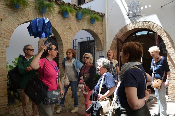 Cordoba Monuments Relax Tour in English - Group Size and Participation