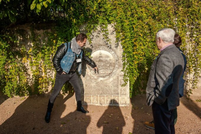 Cordoba: Monuments Walking Tour - Getting to the Meeting Point