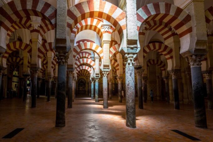 Córdoba: Mosque-Cathedral & Alcazar Guided Tour - Architectural Marvels