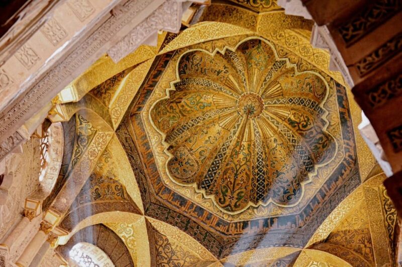 Cordoba: Mosque-Cathedral and Jewish Quarter Guided Tour - Itinerary Highlights