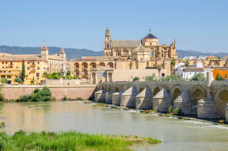 Cordoba: Mosque-Cathedral E-Ticket With Audio Guide - Architectural Highlights