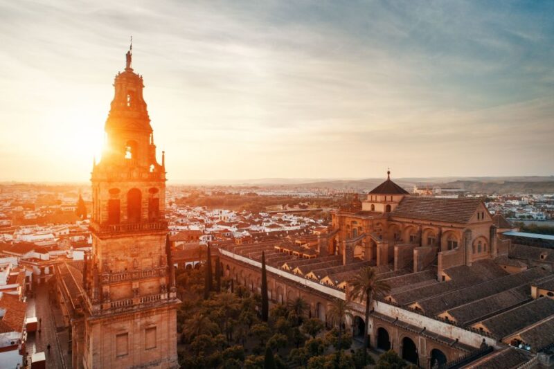 Córdoba: Mosque-Cathedral, Synagogue and Alcázar Guided Tour - Language Options