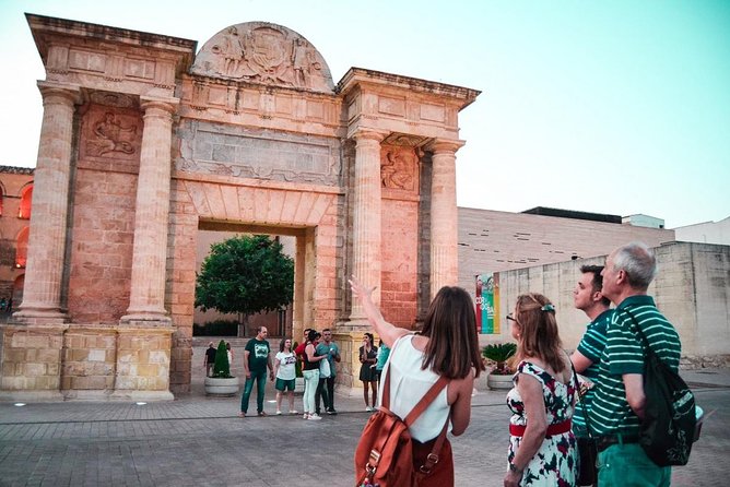 Cordoba Old Town Evening Walking Tour - Highlights of the Itinerary