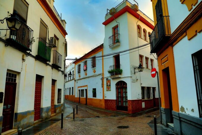 Cordoba: Private Walking Tour - Explore Monumental Places