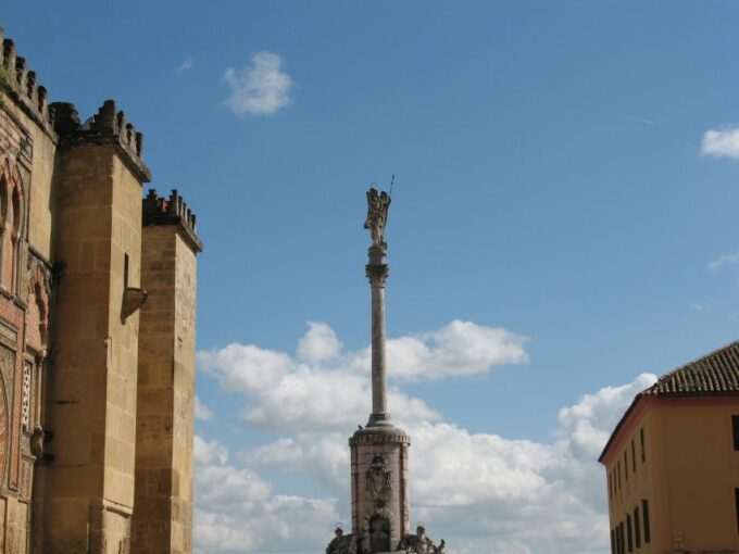 Cordoba: Private Walking Tour - Discover Iconic Landmarks
