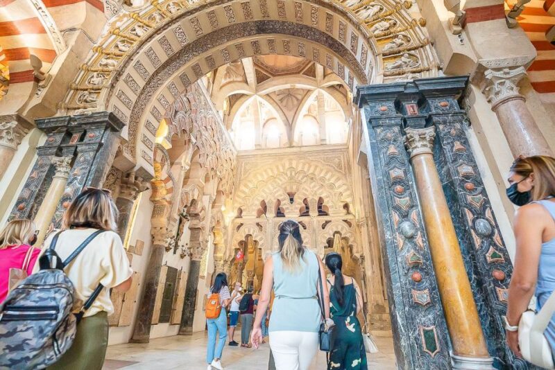 Córdoba: Skip-the-Ticket-Line Mosque-Cathedral Guided Tour - Exploring the Courtyard and Bell Tower