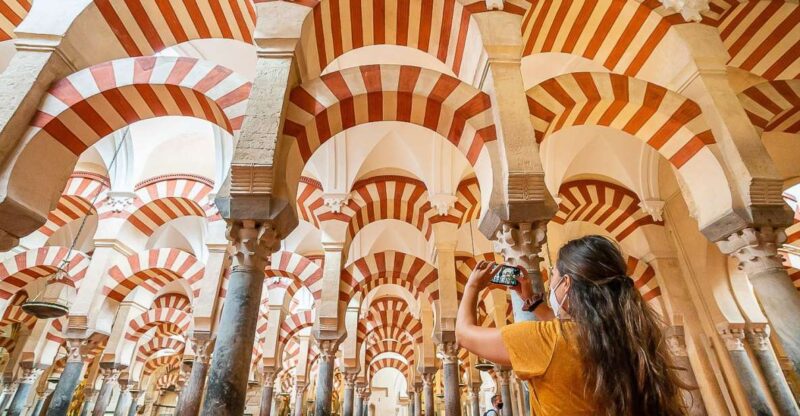 Córdoba: Skip-the-Ticket-Line Mosque-Cathedral Guided Tour - History of Moorish Rule in Spain