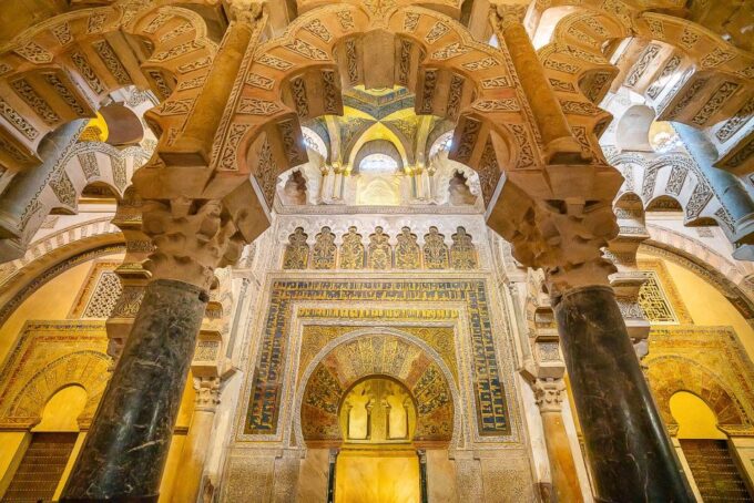 Córdoba: Skip-the-Ticket-Line Mosque-Cathedral Guided Tour - Skipping the Ticket Line Entry