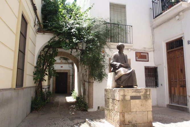 Cordoba Tour With Alcazar, Synagoge & Mosque Skip the Line - Andalusian Flavor and History