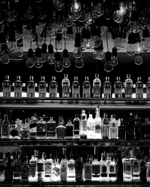 Corfu by Night: Nightlife Corfu Transfers - Explore Restaurants, Cafes, and Bars