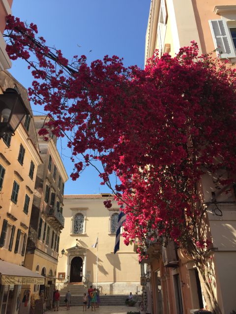 Corfu: History and Culture Walking Tour - Key Points